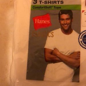 Hanes 3 T-Shirts. Comfort Soft Tops. White. Small